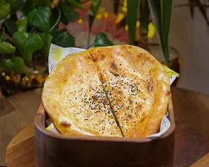 Nan Kolanji | نان کلونجی