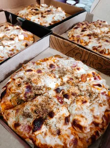 Chicken Alfredo Pizza | پیتزا آلفردو مرغ