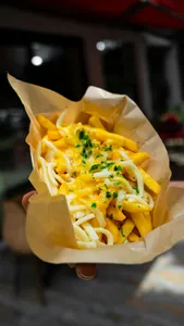Cheesy Chips | چپس پنیری
