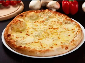 Quattro Formaggi Pizza