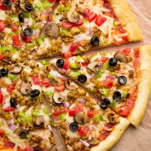 Vegetable Pizza | پیتزا سبزیجات
