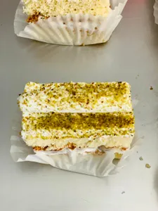 Pistachio Cake | کیک پسته یی
