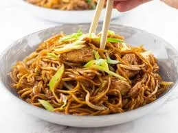 چکن چومین
