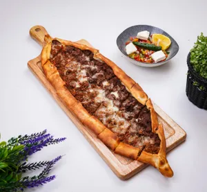 Karışık Pide کاریشیک پیده