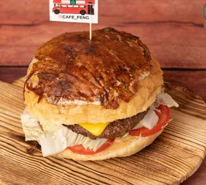 Beef Pizza Burger | بیف پیزا برګر
