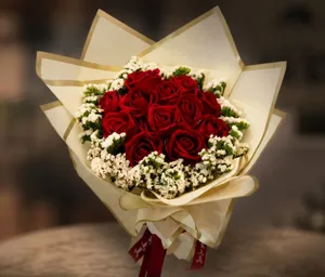 Premium Red Rose Arrangement | دسته گل لوکس رز سرخ