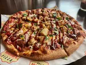 BBQ Pizza | پیتزا باربیکیو