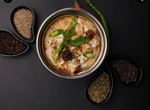 Chicken Rajistani Handi | مرغ راجستانی هاندی