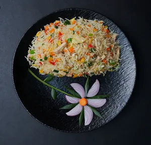 Chicken Fried Rice | چکن فراید رایس