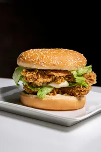 Chicken Filet Burger | چکن فلت برگر