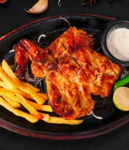 Staff Chicken With Sauce