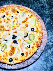 Chicken Pizza Medium