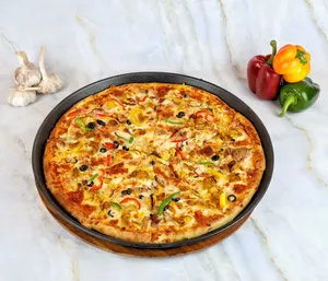 Chicken Supreme Pizza