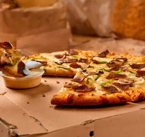 Bahrian Pizza M