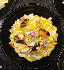 Salad e Mewa