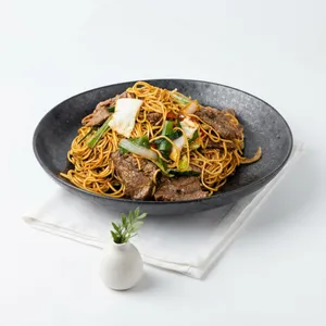 Beef Chow Mein | بیف چاو مین