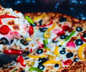 Vegetable Pizza | پیتزا سبزیجات