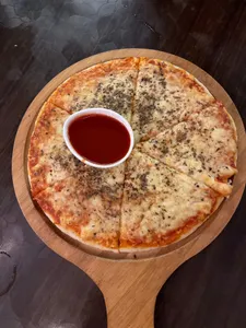 Pineapple Pizza | پیتزا آناناس