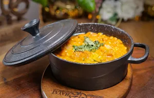 Dall Makhni