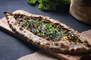 Turkish Lahmajon | لحمجون ترکی