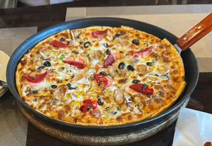 Tuna Pizza | پیتزا تُنا