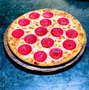Pepperoni Pizza Medium