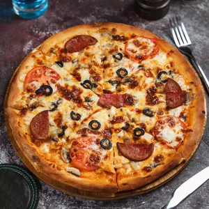 Sausage Pizza | پیتزا ساسیج