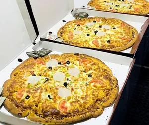 Hawaiian Pizza