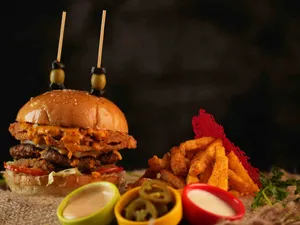 Mezban Special Burger