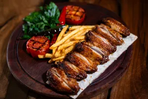 Chicken Wings (Barbecue) | چکن وینګز (باربیکیو)