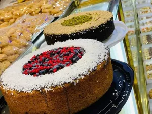 Fruit & Nut Cake | کیک میوه‌ای و مغزدار