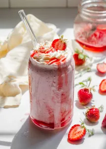 Strawberry Juice L
