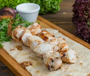 Chicken Tikka 2 Pieces چیکن تيكه