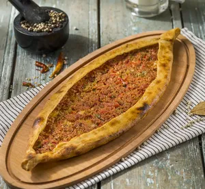 Tavuklu pide توکلو پیده