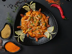 Chicken Badami Qourma | چکن بادامی قورمه