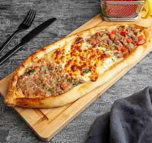 Karışık Pide کاریشیک پیده