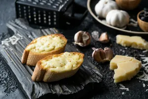 Garlic Bread | نان سیر