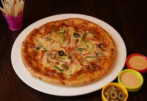 Mezban Special Pizza
