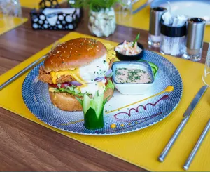 Royal Chicken Burger