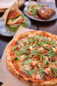 Chicken Tandoori Pizza Combo | کمبو پیتزا مرغ تندوری
